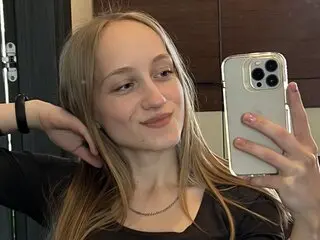 Camshow jasmin EllaMarlow