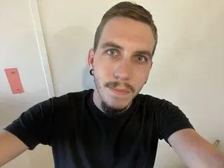 Porn cam KennethJames
