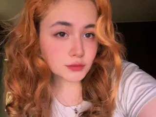 Online live LiliPlishi