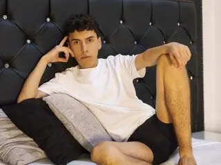 Video real MaxLeons