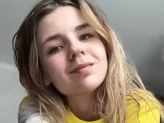 Shows webcam StaciKownacki